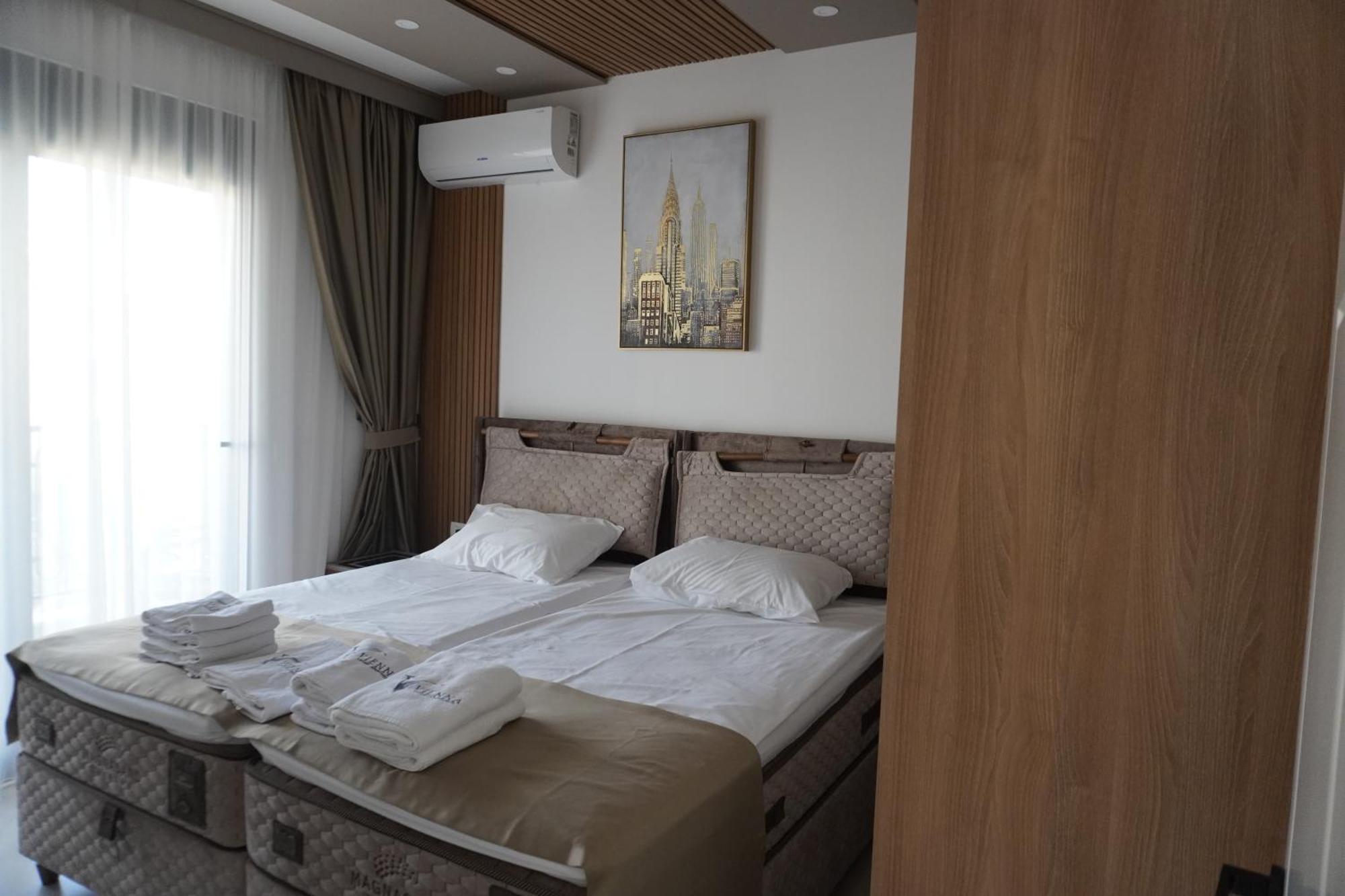 Vienna Luxury Apartments Добра Вода Екстер'єр фото