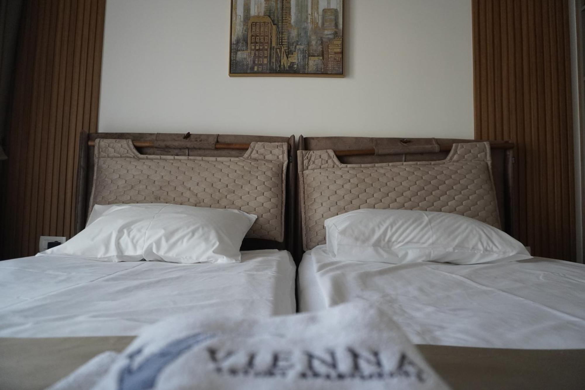 Vienna Luxury Apartments Добра Вода Екстер'єр фото